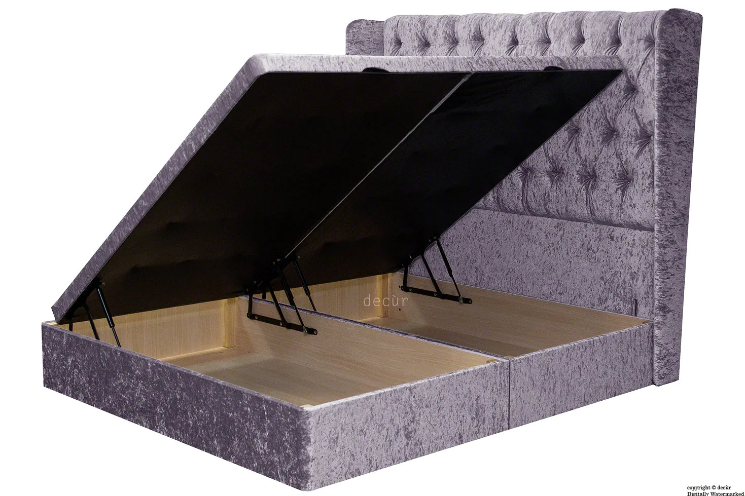 Elizabeth Winged Buttoned Crushed Velvet Bed - Fondant